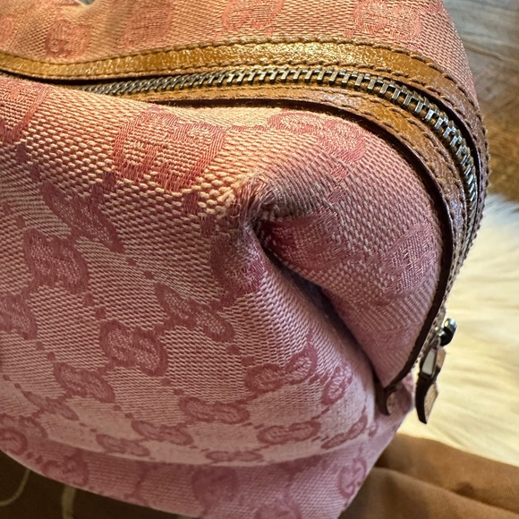 💗💗Vintage Pink Gucci Bag💗💗 - Picture 4 of 10